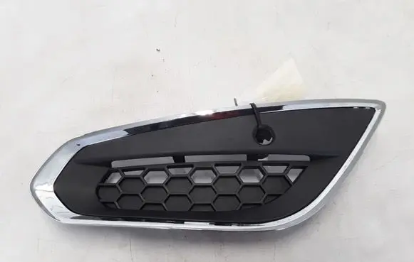 Volvo S60 Front bumper lower grill