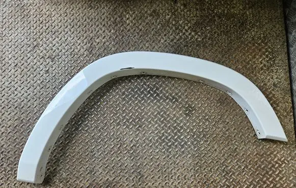 Ram 1500 DT Front arch trim 5YL26TRMAD