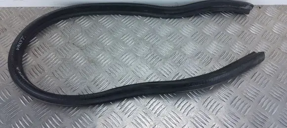 Skoda Superb B6 (3T) Engine compartment rubber 