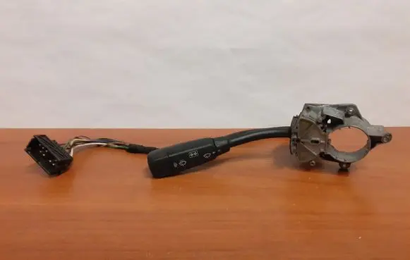 Mercedes-Benz E W210 Wiper speed switch 2105400144 7082