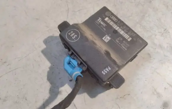 Seat Leon (1P) Gateway control module 1K0907530F 1K0907951