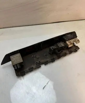 Volvo 850 Fuel pump relay 3545803 899983000