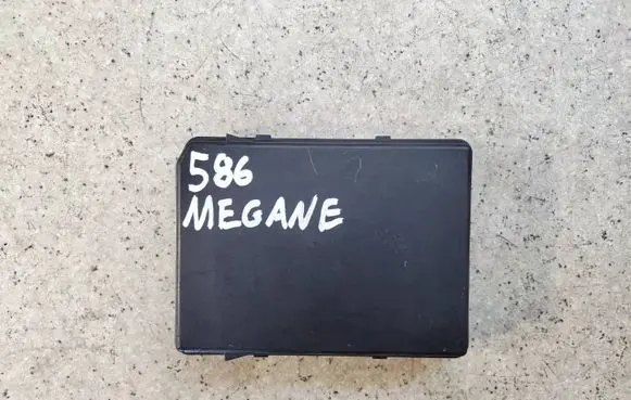 Renault Megane IV Fuse box set 284B64086R50 284B64086R