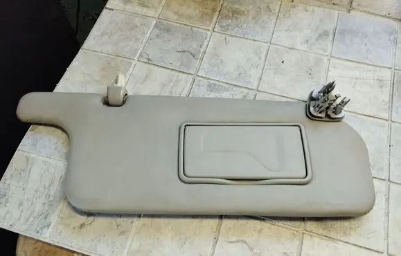 Toyota Corolla Verso E121 Sun visor