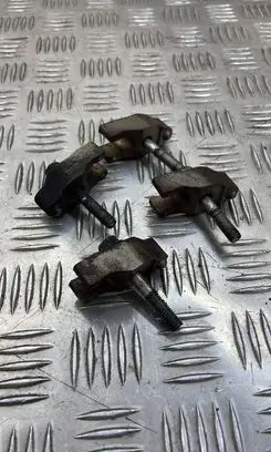 Fuel Injector clamp holder