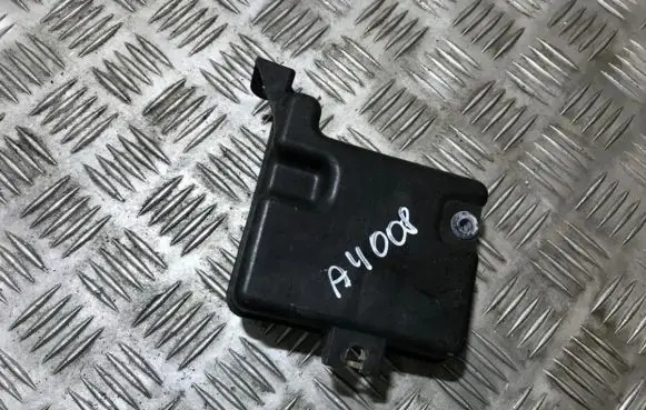 Ford Focus Vacuum air tank 1s4q9e453ab 1s4q-9e453-ab