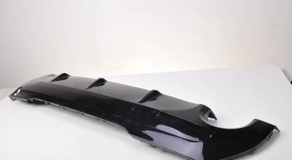 BMW 1 F40 Rear bumper trim bar molding 807095