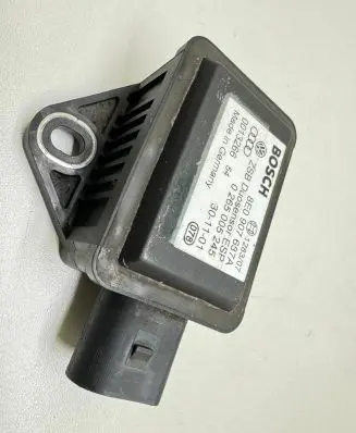Audi A4 S4 B6 8E 8H ESP acceleration yaw rate sensor 8E0907637A 0013266 0265005245