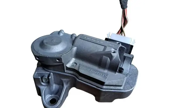 Mercedes-Benz E W211 Steering wheel lock A2034621130