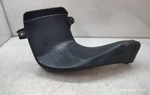 Volvo XC90 Air intake duct part 30636844