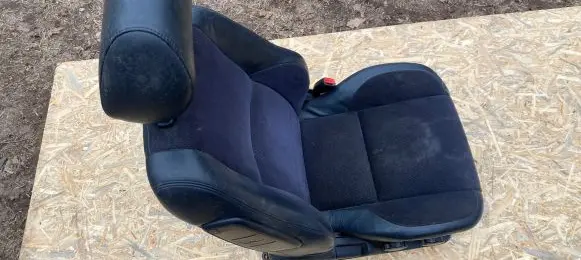 Front passenger seat