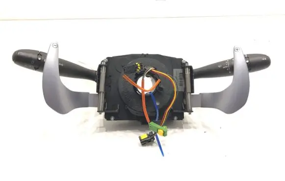 Wiper turn signal indicator stalk/switch