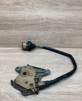 Volkswagen PASSAT B5 Gear selector 0501209896 929696