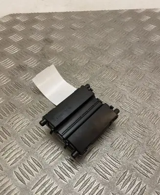Mercedes-Benz E W213 Air conditioning/heating control unit A2059001240