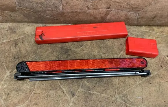 Audi A4 S4 B5 8D Tool box 8D9860251B
