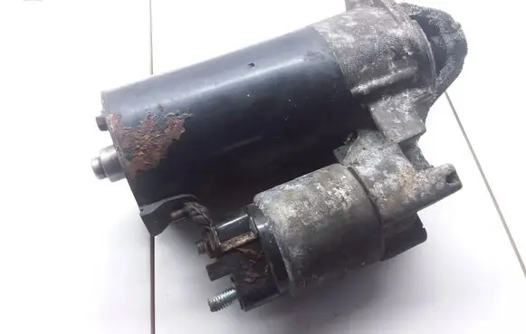 Mercedes-Benz A W169 Starter motor A0051517401 0001108217