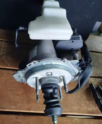 Peugeot 308 ABS Pump 9841943080