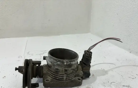 Ford Explorer Throttle valve F4SF9B989