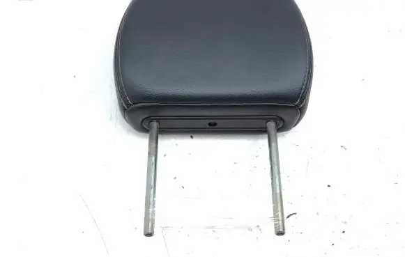 Mitsubishi Outlander Front seat headrest 
