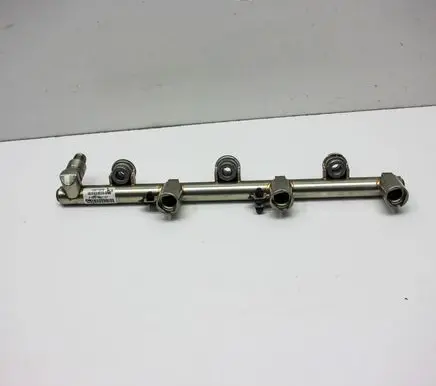 Fuel main line pipe