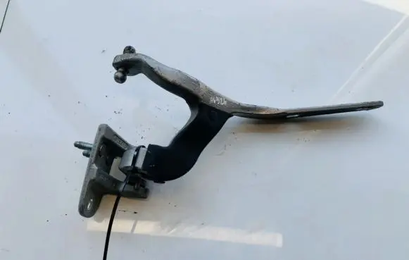 Mercedes-Benz E W211 Tailgate/trunk/boot hinge