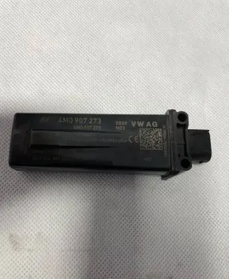 Audi Q7 4M Tire pressure control unit 4M0907273 40000000004516