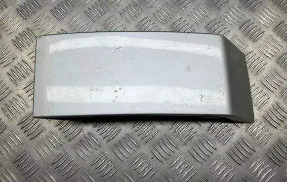 Volvo XC90 Rear/tail light trim molding 8620820 1125