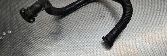 Audi A4 S4 B7 8E 8H Breather hose/pipe 06F103235