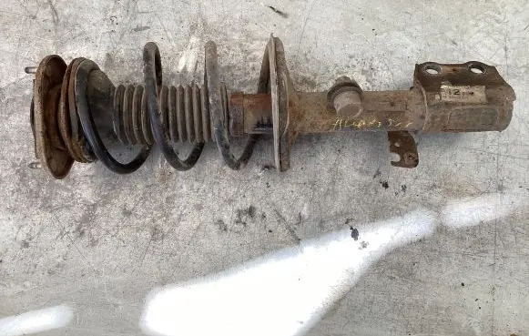 Toyota Avensis T250 Front shock absorber with coil spring