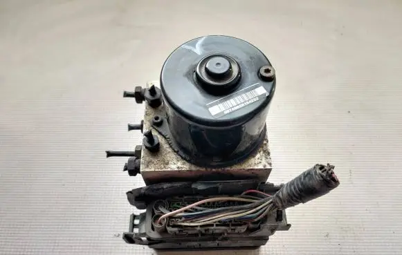 Mazda 2 ABS Pump D351437A0B 10020600934 2S612M110CE