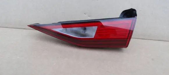 Audi A3 8Y Tailgate rear/tail lights 8Y0945076