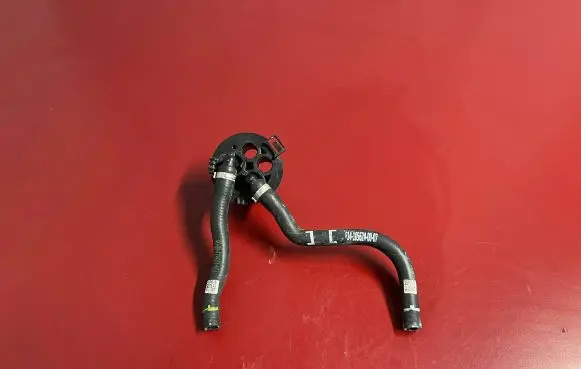 BMW X4 G02 Engine coolant pipe/hose F14105624 F13105623