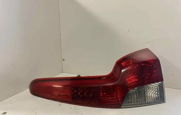 Volvo V50 Rear/tail lights 30744542 P1007V50DXEU