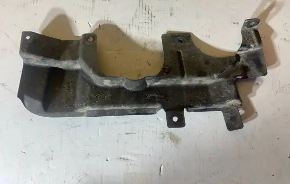 BMW X5 E70 Other engine bay part 7160238 10834110