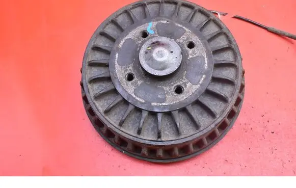 Renault Captur Front wheel hub spindle knuckle