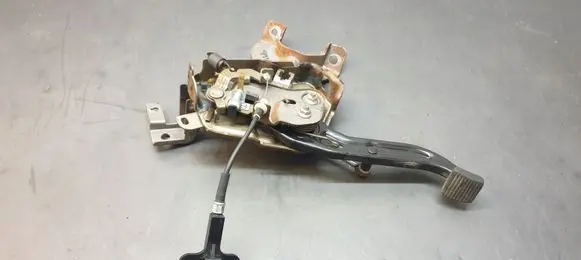 KIA Carnival Handbrake/parking brake lever assembly