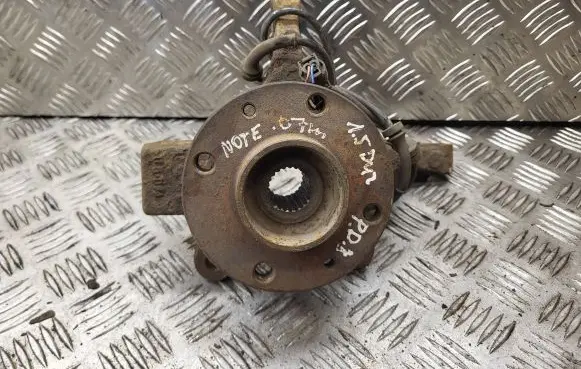 Front wheel hub