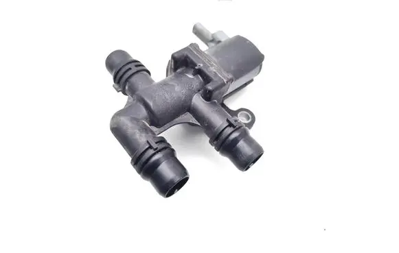 Opel Corsa F Coolant heater control valve 9829266280