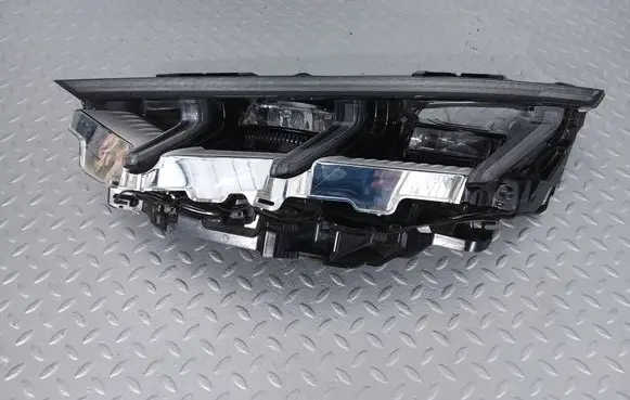 Headlight part