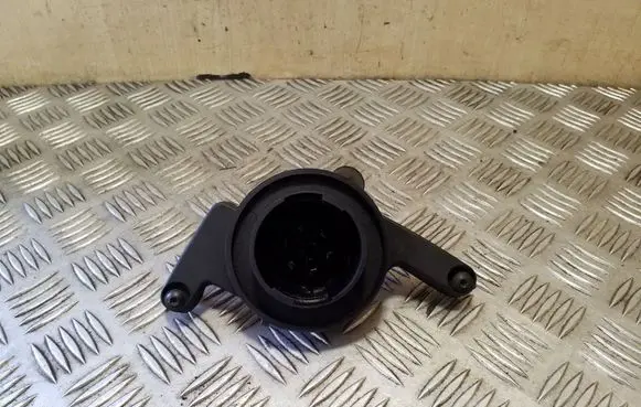 Renault Trafic II (X83) Oil fill pipe 