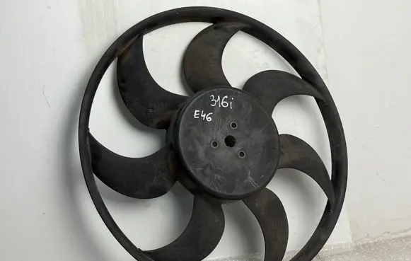 BMW 3 E46 Fan impeller 3136613273