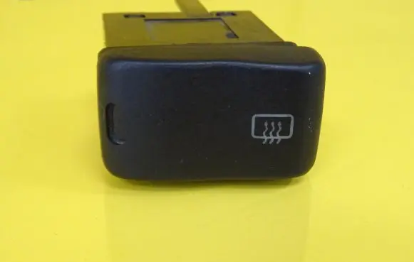 Volkswagen Polo II 86C 2F Windscreen/window heater switch 6N1959621