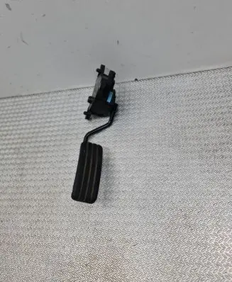 Renault Clio III Accelerator throttle pedal 8200297342 20424