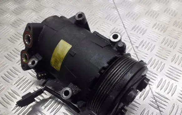 Ford Focus Air conditioning (A/C) compressor (pump) 3M5H-19D629-KE