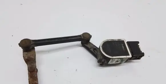 Volvo S60 Headlight/headlamp level sensor 8G9N3C492AA