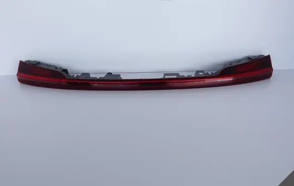 Audi e-tron Rear light center trim bar blend 4KE945095B