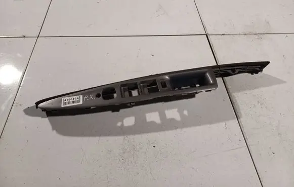 Mazda 2 Front door window switch trim 