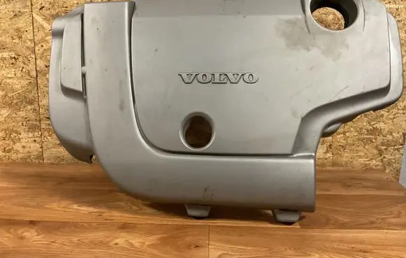 Volvo V70 Engine cover (trim) 