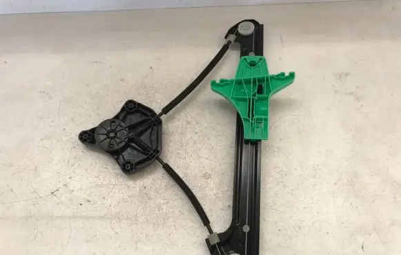 Volkswagen Golf VII Rear window lifting mechanism without motor 5G4839461C
