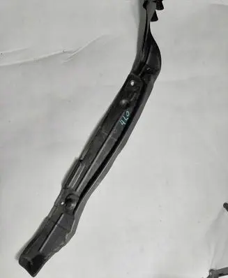 Audi Q7 4L Fender end trim 4L0821111